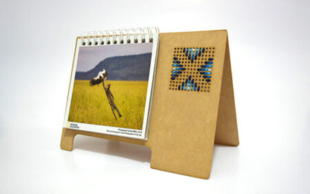 تقویم رومیزی تجزیه پذیر شماره دوزی شده کد TD-301